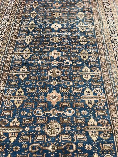 A BEAUTY !!!  NICELY WORN LARGE PURE WOOL HAND KNOTTED ANTIQUE ARDABIL PERSIAN CARPET 2730 X 1620mm