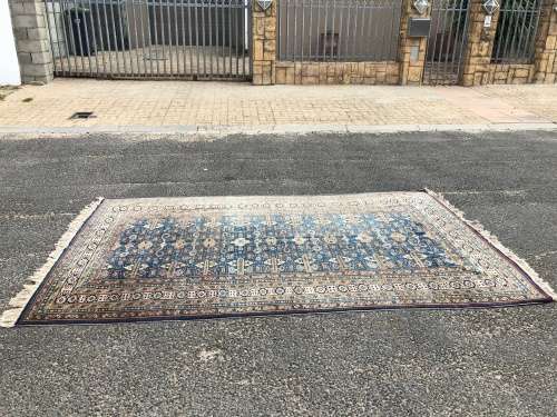 A BEAUTY !!!  NICELY WORN LARGE PURE WOOL HAND KNOTTED ANTIQUE ARDABIL PERSIAN CARPET 2730 X 1620mm