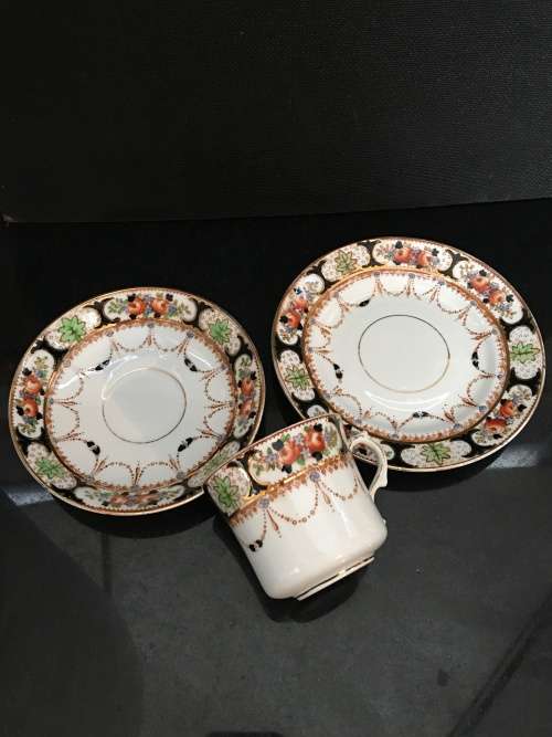 Beautiful Ultra Rare c1928s - Royal "Vale" China Longton  England Tea Trio.