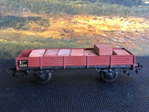 WOW !!!   Marklin HO GUAGE FLATBED WAGON , A TRUE CLASSIC circa 1950's