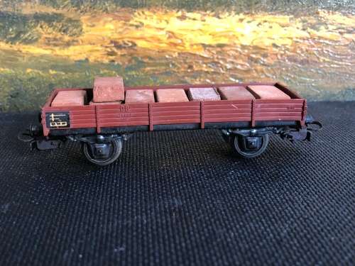 WOW !!!   Marklin HO GUAGE FLATBED WAGON , A TRUE CLASSIC circa 1950's