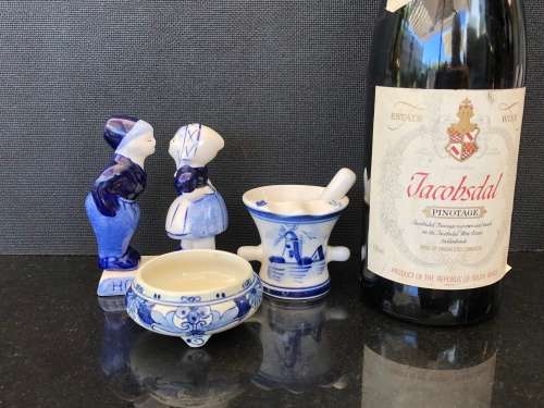 WOW !!! THREE SMALL DELFT ITEMS IN A LOT , ALL FOR ONE BID
