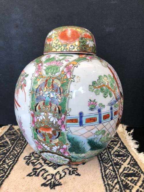 Stunning Rare Large Famille Rose Ginger Jar  "Da Qing Qianlong Nian Zhi"  Qianlong Dynasty,