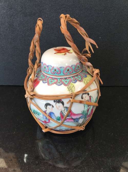 Stunning Chinese c1950 Rattan wrapped Ginger Jar Jiangxi Product by Wan Yi Fa Company/Chu Pin maker