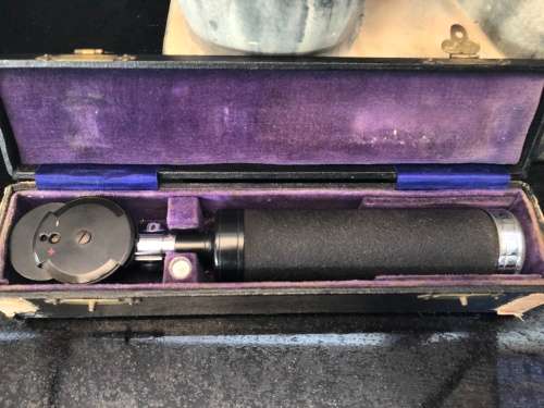 WOW !!! Old Vintage Cased Ophthalmoscope Medical Eye Examination Optical Instrument In Working Order