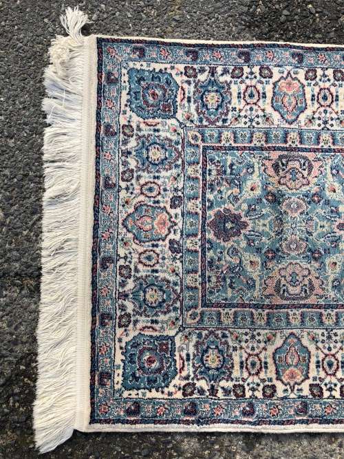 WOW !!! STUNNING TURKISH MILAS DOUBLE SHUTTLE SUPER FINE AND THICK WOOL CARPET 1520 X 800mm