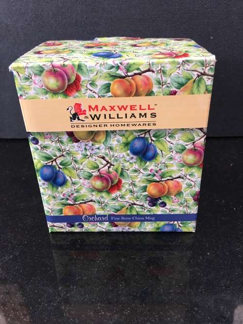 Maxwell & Williams Designer  "Orchard"  Fine Bone China 320ml Mug- Gift Boxed