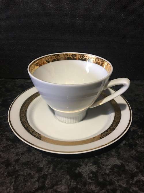 Vintage c1960s Upsala Ekeby Karlskrona 5629 Sweden,White & Gold Gilt Porcelain Cup & Saucer