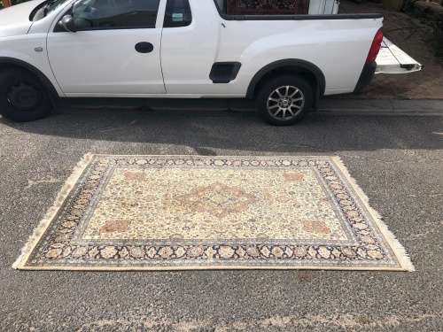 WOW !!! STUNNING RARE PURE WOOL HAND KNOTTED ISFAHAN PERSIAN RUG 2070 X 1390mm