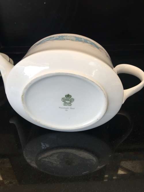 Stunning c1970s "Moonlight Rose" Tea Pot by Aynsley England-White Roses On Blue & Silver Scrolls