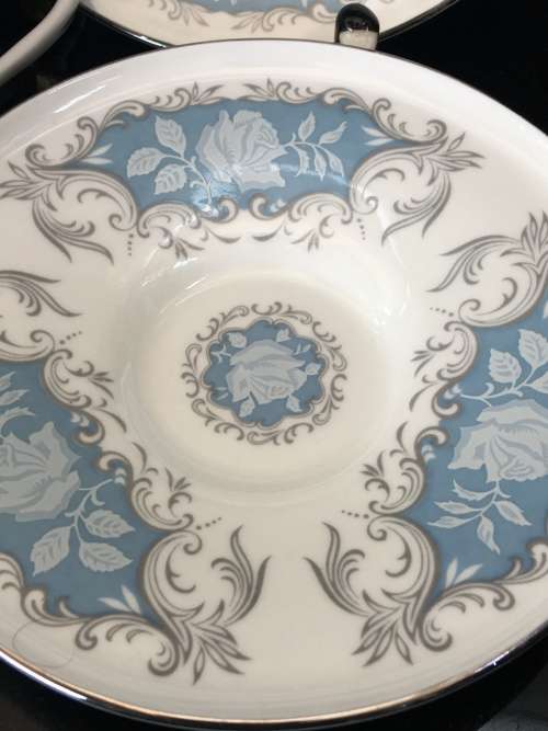 Stunning c1970s "Moonlight Rose" Trio by Aynsley England-White Roses On Blue & Silver Scrolls