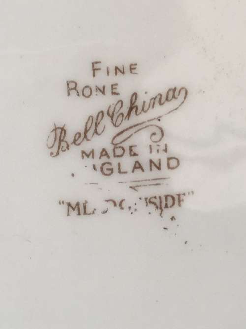 Wow!!! Ultra Rare c1940s "MEADOWSIDE" Fine Bone Bell China scalloped Cake serving Plate with handles