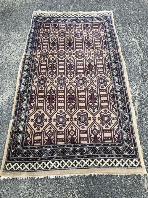 WOW !!! STUNNING PURE WOOL HAND KNOTTED UNUSUAL TRADITIONAL MORI BOKHARA PERSIAN RUG 2000 X 1170mm