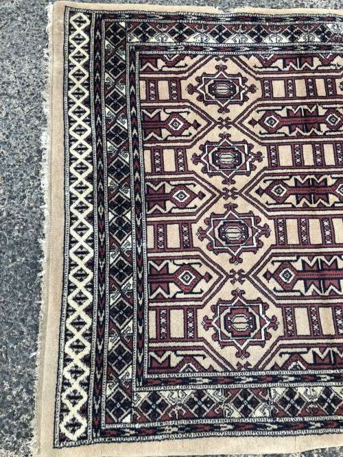 WOW !!! STUNNING PURE WOOL HAND KNOTTED UNUSUAL TRADITIONAL MORI BOKHARA PERSIAN RUG 2000 X 1170mm