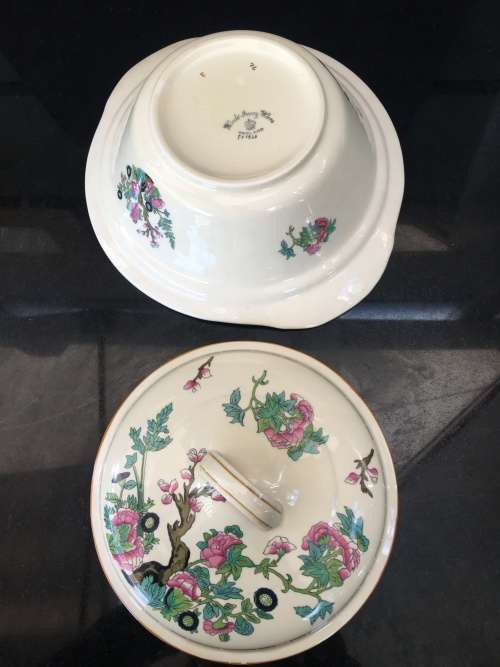 Beautiful c1931 Woods Ivory Ware, Porcelain Tureen hand painted (chinese style) Marked
