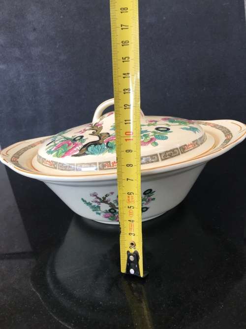 Beautiful c1931 Woods Ivory Ware, Porcelain Tureen hand painted (chinese style) Marked
