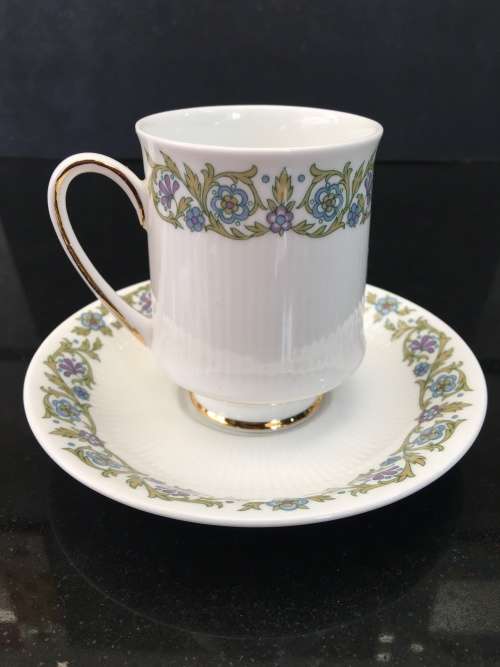 Absolutely Stunning Vintage Royal Albert/Paragon "PANDORA" Fine Bone China Duo Coffee cup & Saucer