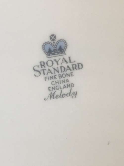Absolutely Beautiful Royal Standard Fine Bone China England  Large Oval Scalloped Platter