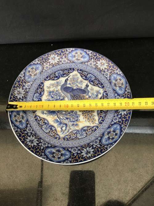 Stunning c1970s  Eiwa Kinsei,-  (Carefully Made by Eiwa Japan Peacock & Lotus Display Plate 21cm