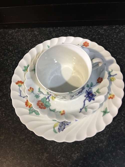 Stunning Rare c1962 Haviland France Lemoges Eggshell scalloped floral fine bone porcelain Trio