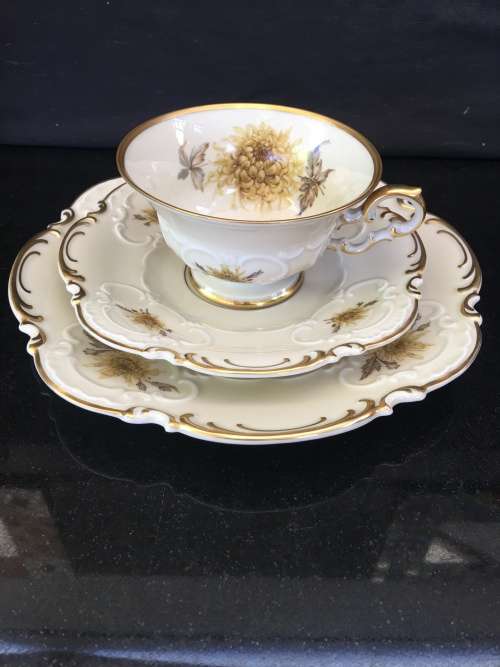 Ultra Rare Hutschenreuther Selbe Bavaria Germany US Zone 3 piece Brown & Gold Scallop Tea Cup