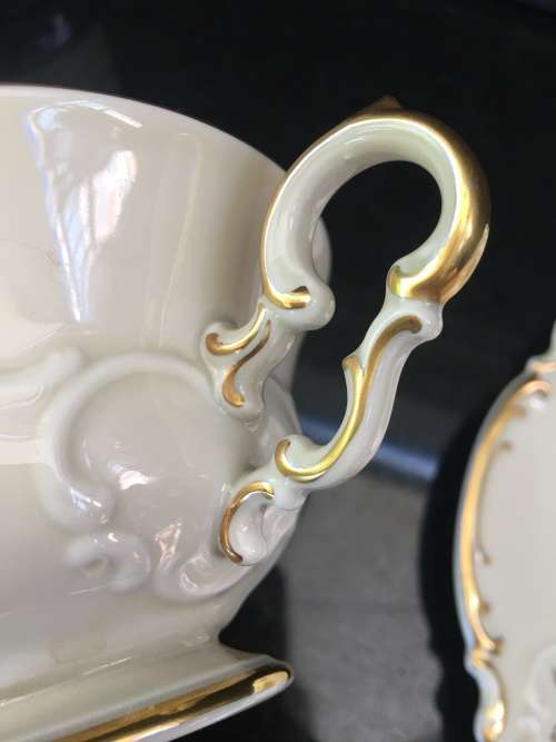 Ultra Rare Hutschenreuther Selbe Bavaria Germany US Zone 3 piece Brown & Gold Scallop Tea Cup