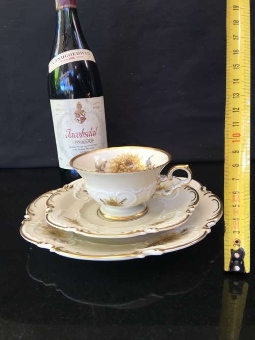Ultra Rare Hutschenreuther Selbe Bavaria Germany US Zone 3 piece Brown & Gold Scallop Tea Cup