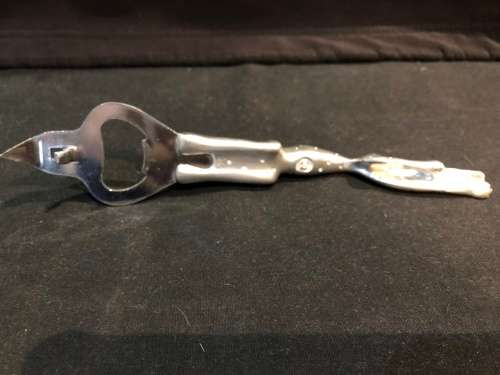 WOW !!! STUNNING DIANA CARMICHAEL CHEETAH COLLECTION BOTTLE OPENER