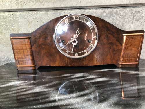 WOW !!! LARGE WOOD CASED ART DECO TRIPLE CHIME MANTLE CLOCK - WORKING BUT NO KEY