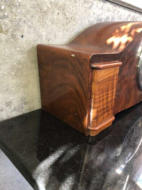 WOW !!! LARGE WOOD CASED ART DECO TRIPLE CHIME MANTLE CLOCK - WORKING BUT NO KEY