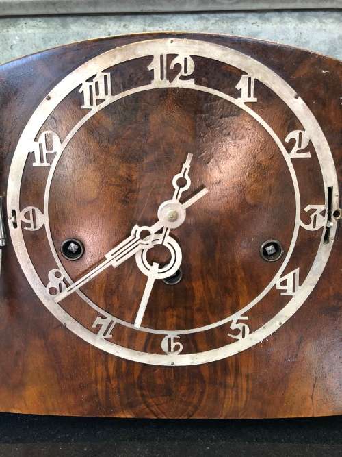 WOW !!! LARGE WOOD CASED ART DECO TRIPLE CHIME MANTLE CLOCK - WORKING BUT NO KEY