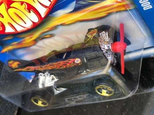 WOW !!! COLLECTIBLE 2002 MATTEL HOTWHEELS "DOGFIGHTER" No146 SEALED IN ORIGINAL PACKAGE