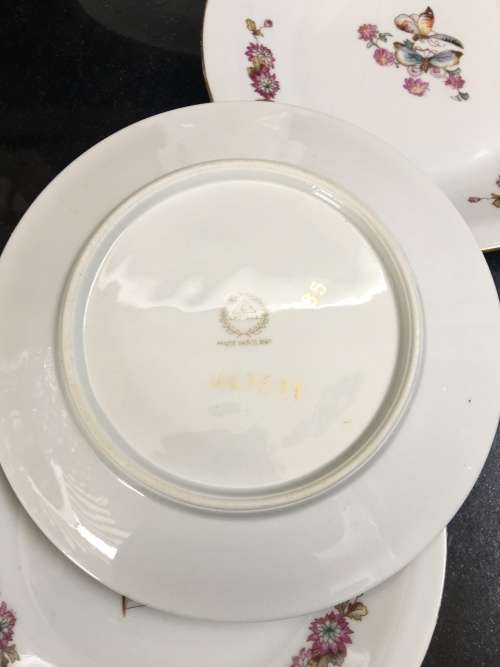 Beautiful Vintage c1945 Chodziez Made In Poland Porcelain Side plates x 4