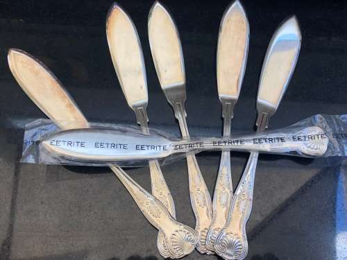 WOW !!! EETRITE SILVER PLATED KINGS PATTERN BOXED 6 PLACE CUTLERY CANTEEN - 59 PIECES