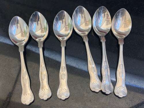 WOW !!! EETRITE SILVER PLATED KINGS PATTERN BOXED 6 PLACE CUTLERY CANTEEN - 59 PIECES