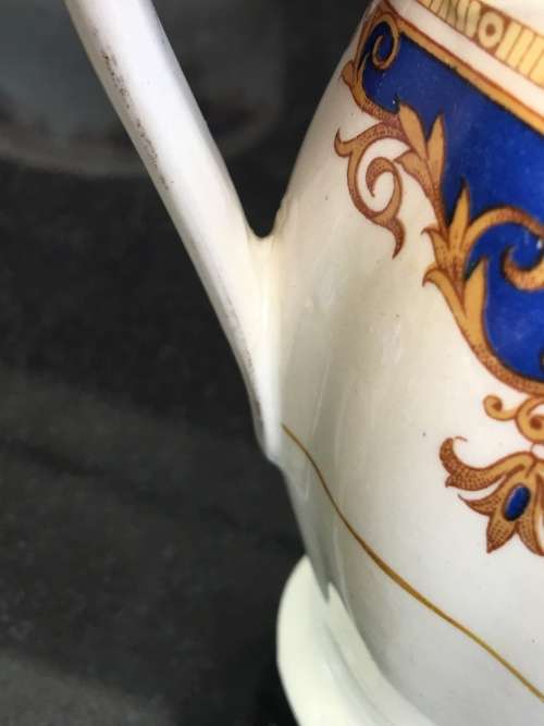 Stunning Rare Vintage c1930s Creampetal Grindley England Porcelain Creamer 250ml. hairline crack
