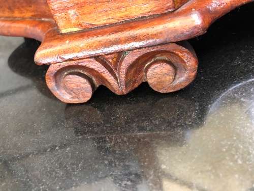 WOW !!! LATE 1800's VICTORIAN MAHOGANY SWIVEL SHAVING MIRROR WITH BARLEY TWIST SUPPORTS