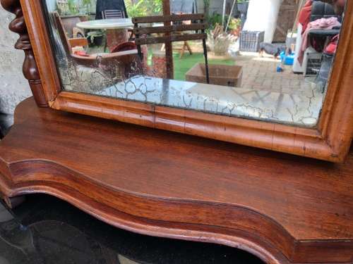 WOW !!! LATE 1800's VICTORIAN MAHOGANY SWIVEL SHAVING MIRROR WITH BARLEY TWIST SUPPORTS