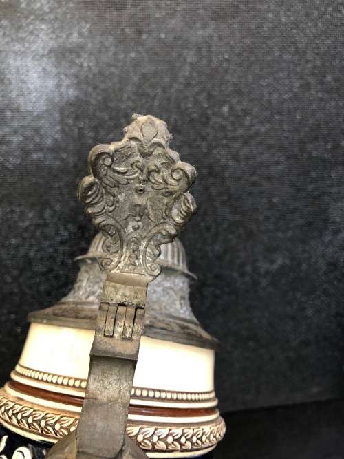 WOW !!! FANTASTIC GERMAN BEER STEIN WITH A PEWTER LID - HEAVY BOY - NO MUSIC BOX
