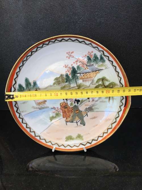 Beautiful Antique Japanese Kutani Porcelain Ware Geisha/Mount Fuji/Temple Cake Plate with handles