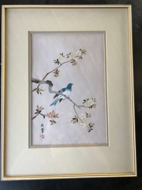 WOW !!! STUNNING CHINESE PAINTING ON SILK FRAMED WITH CALLIGRAPHY