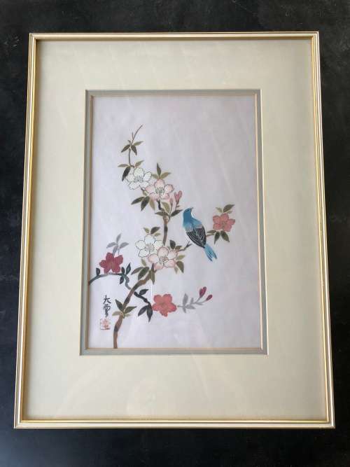 WOW !!! STUNNING CHINESE PAINTING ON SILK FRAMED WITH CALLIGRAPHY