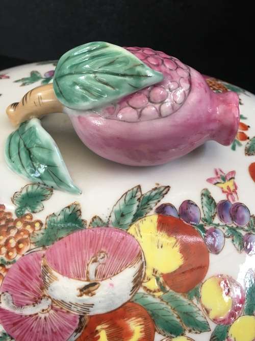 Collectible  " Ya Wan Zhen Cang "  Guangzhou (Canton) enamels-fencai 3 Piece Dish Large