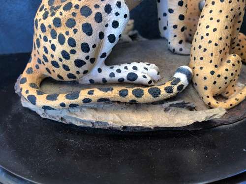 WOW !! RARE COLLECTABLE FEATHERS OF KNYSNA - LIMITED EDITION CHEETAHS FIGURINE