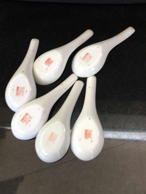 Lot Zhongguo  Jingdezhen Chinese Wan Shou Wu Jiang Red Enameled hand painted Rice Spoons
