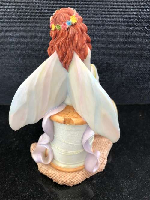 WOW !! RARE COLLECTABLE JENNY OLIVER FAERIE "ISABEL" ORNAMENTAL FIGURINE BY HOLLAND STUDIO