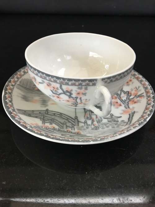 Beautiful Vintage Lithophane Fine Porcelain Grey & Pink Landscape Temple & Geisha Duo.
