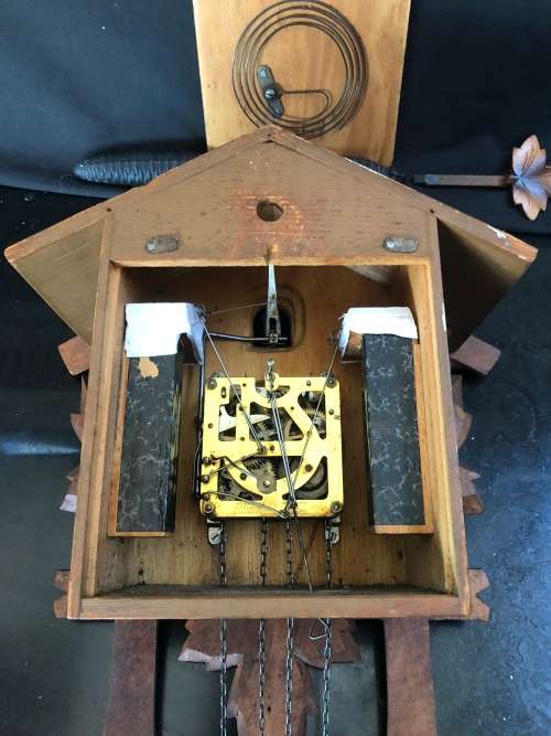 STUNNING LARGE HERBERT HERR CUCKOO CLOCK COMPLETE WITH WEIGHTS AND PENDULUM - NEEDS A SERVICE