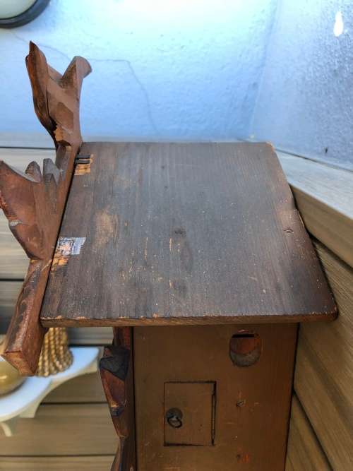 STUNNING LARGE HERBERT HERR CUCKOO CLOCK COMPLETE WITH WEIGHTS AND PENDULUM - NEEDS A SERVICE