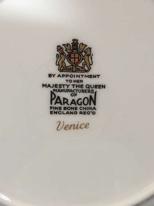 Stunning Rare Vintage Paragon "VENICE" By Appointment to Her Majesty The Queen. Tea Trio